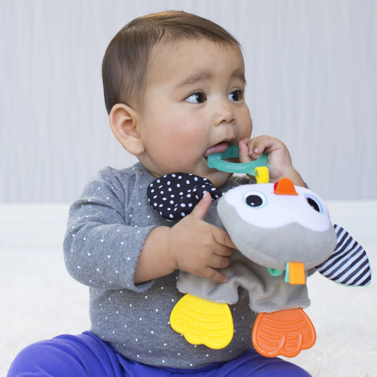 Infantino Cuddly Pinguin Bijtspeeltje BK-316329 - Afbeelding 4