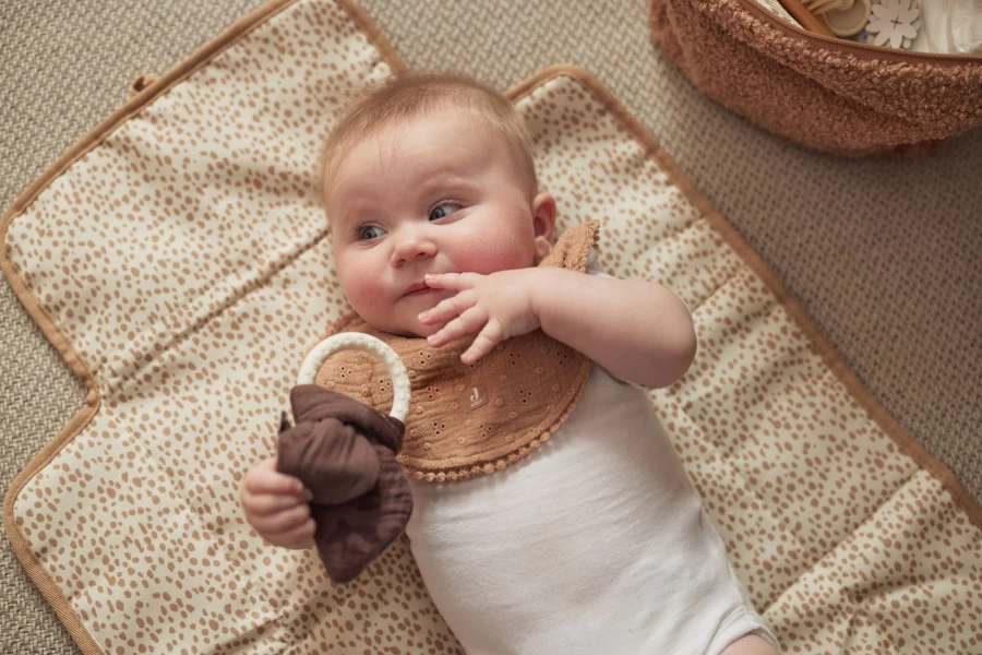 Jollein Boucle Biscuit Verschoningsmat 096-001-66067 - Afbeelding 6