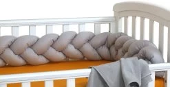 MamaLoes Amy Pure Grijs 210 Cm Braided Bedbumper 80146