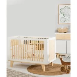 Babykamer Nieke: Ledikant & Commode