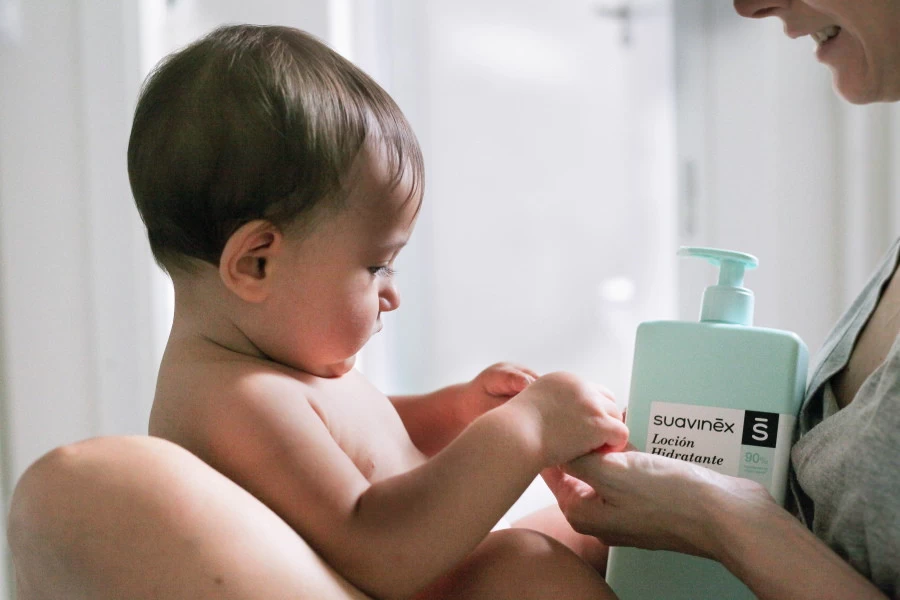 Suavinex Baby 750ml Hydraterende Body Lotion SXZCOS066921 - Afbeelding 2